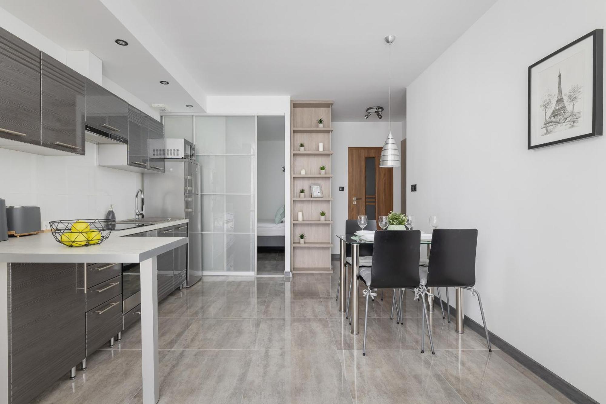 Appartamento W Spokojnej Okolicy Z Parkingiem By Renters Cracovia